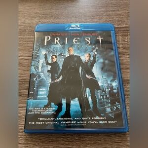 📀 3/$15 or 4/$20 📀 Priest Blu-ray
